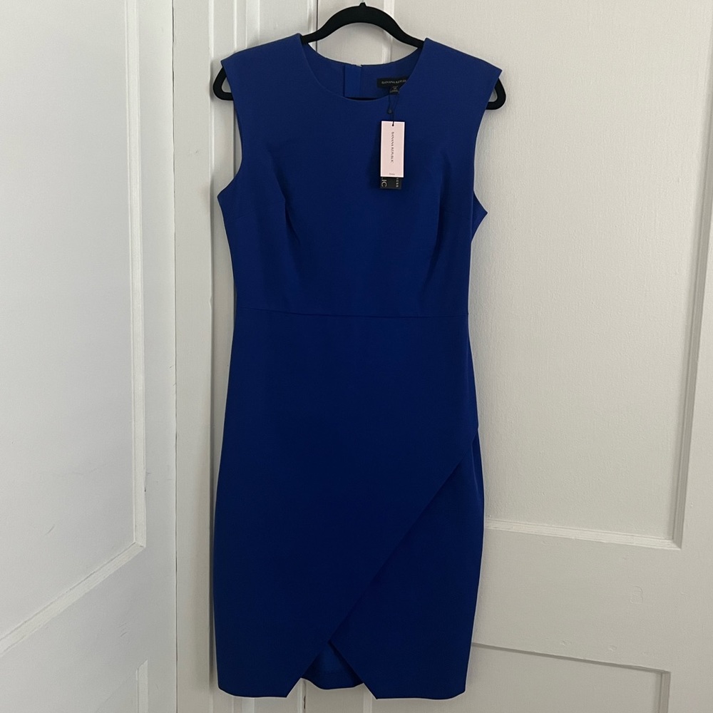 NWT Banana Republic Fitted Work Dress w/ Exposed Back Zip & Envelope Hem…